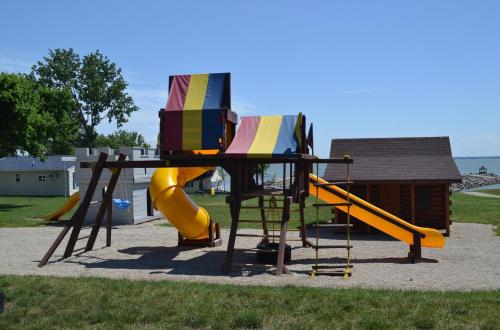Playground, South Beach Resort Hotel in Marblehead (OH)