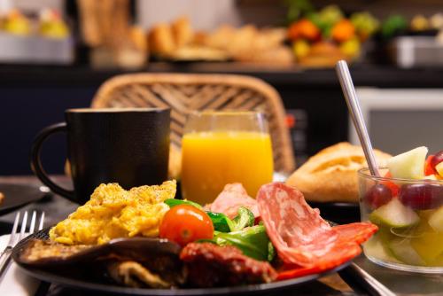 Hotel Prelude Opera - image 8