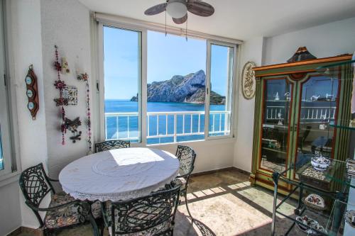 Angel - sea view apartment in Calpe - image 8