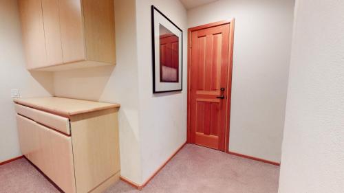 Snowcreek V #933 Townhouse - image 3
