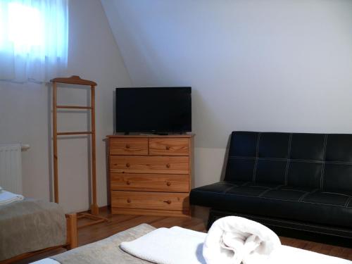 Kádárta Vendéglő Panzió - main image