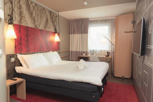 ibis Glasgow City Centre – Sauchiehall St - image 6