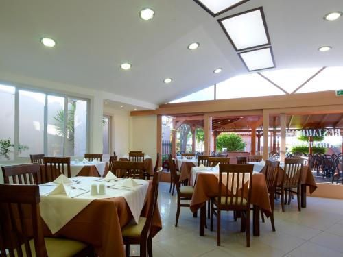 Restaurant, Eurohotel Katrin Hotel & Bungalows near Retro Malia