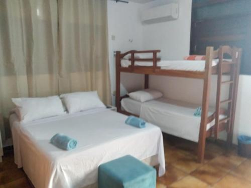 1 double bed, 1 twin bed, 1 bunk bed