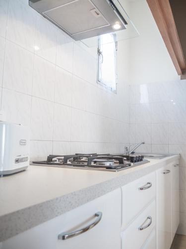 One-Bedroom Apartment image 10