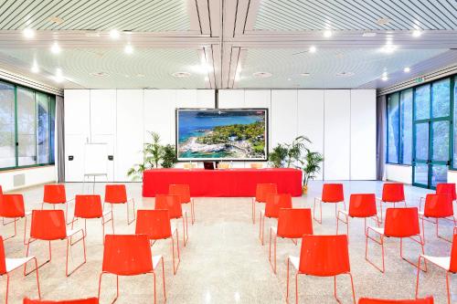 阿尔巴塔克斯公园别墅度假酒店