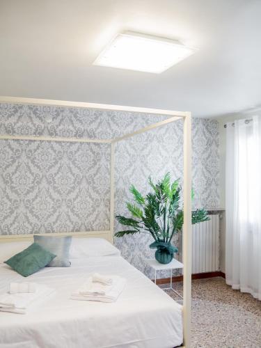 Venice Luxury Palace - image 10