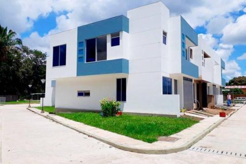 Hermosa Casa Vacacional con Piscina a 15 mins de Girardot o Melgar in 기타