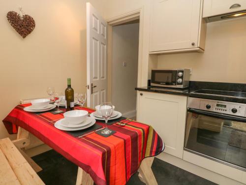 4 Cherry Tree Cottages - image 9