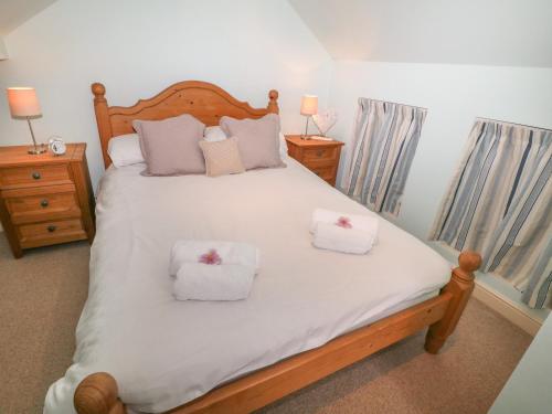 4 Cherry Tree Cottages - image 2