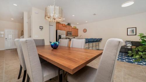 Beautiful Townhome with first class amenities on Paradise Palms Resort Orlando Townhome 4821 - image 2