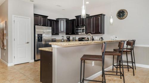 Beautiful Villa with first class amenities on Champions Gate Resort Orlando Villa 4928 - image 4