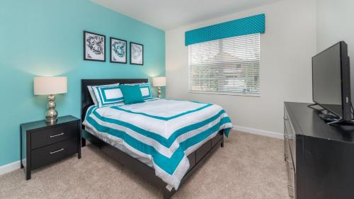 Beautiful Villa with first class amenities on Champions Gate Resort Orlando Villa 5003 - image 8