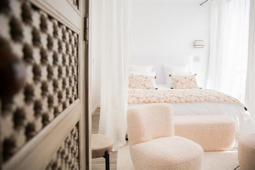 Deluxe Room image 2