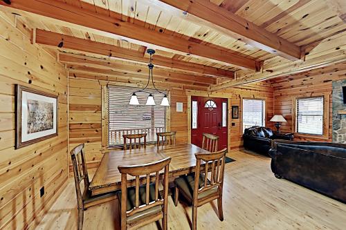 New-Build Resort Cabin - Hot Tub Pools & Tennis cabin - image 2