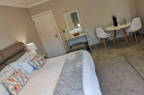 Rockpool Main - Pezula Golf Estate - Non sea-facing unit