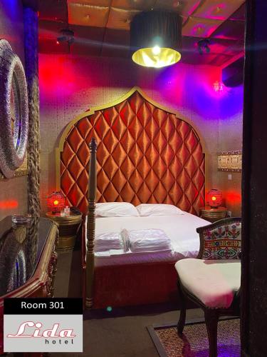 room detail thumbnail 0