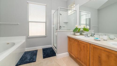 Luxury Contemporary Style Villa on Windsor Palms Resort Orlando Villa 4985 - image 8