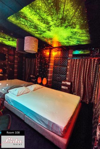 Lida Hotel - image 2