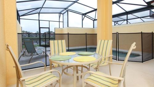 Luxury Townhome with Private Pool on Paradise Palms Resort Orlando Townhome 4795 - image 2