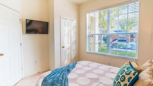 Luxury Townhome on Windsor Hills Resort with a Private Pool Orlando Townhome 4948 - image 3