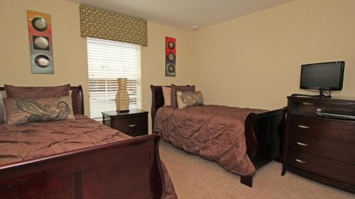 Rent the Perfect 4 Bedroom Townhome on Paradise Palms Resort Orlando Townhome 4820 - image 4