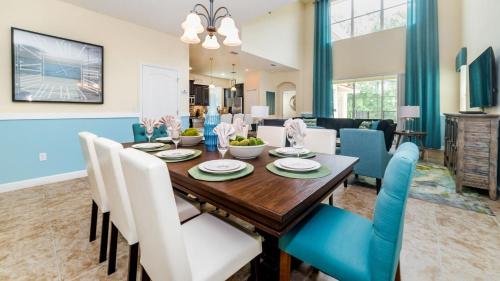 Rent the Perfect 5 Bedroom Villa on Paradise Palms Resort Orlando Villa 4816 - image 4