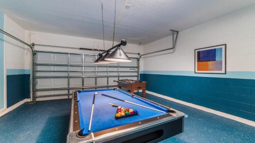 Rent the Perfect 5 Bedroom Villa on Solterra Resort Orlando Villa 4952 - image 8