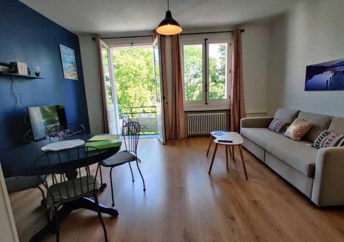 Appartement spacieux centre Aix les Bains