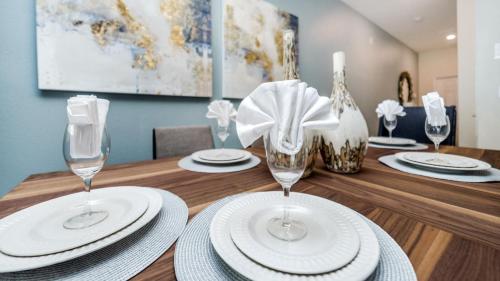 Rent this Luxury 5 Star Villa on Champions Gate Resort Orlando Villa 4869 - image 6