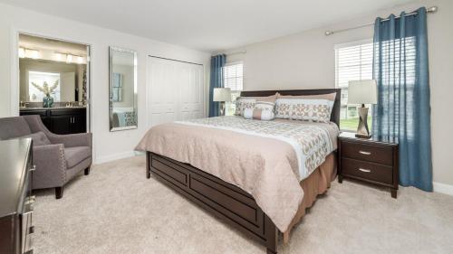 Rent this Luxury 5 Star Villa on Champions Gate Resort Orlando Villa 4869 - image 7
