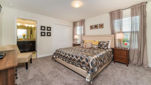Rent this Luxury 5 Star Villa on Champions Gate Resort Orlando Villa 4871 - image 2