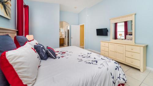 Rent this Luxury 5 Star Villa on Windsor Palms Resort Orlando Villa 5023 - image 6