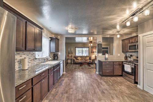 Ranch-Style Home with Fire Pit Less Than 1 Mi to U of A