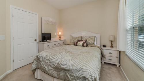 The Perfect Townhome with a beautiful Private Pool Orlando Townhome 4949 - image 3