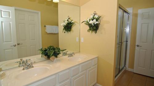 The Perfect Villa with a beautiful Private Pool Orlando Villa 4960 - image 4