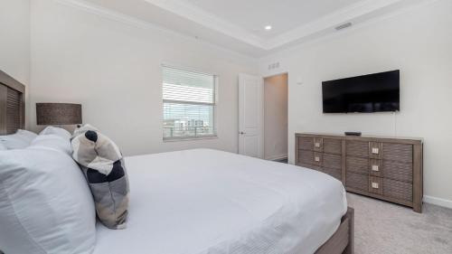 The Ultimate 4 Bedroom Condo on Storey Lake Resort Orlando Condo 4837 - image 6