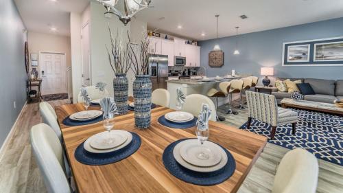 The Ultimate 4 Bedroom Villa on Storey Lake Resort Orlando Villa 4955 - image 2