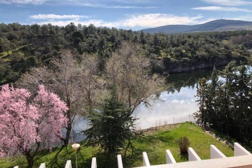 Encantador piso a orillas del Río Lozoya in Buitrago del Lozoya