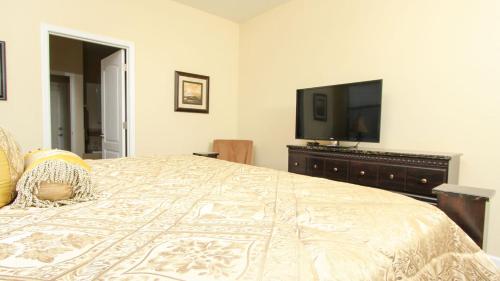 The Ultimate 8 Bedroom Villa on Champions Gate Resort Orlando Villa 4940 - image 6