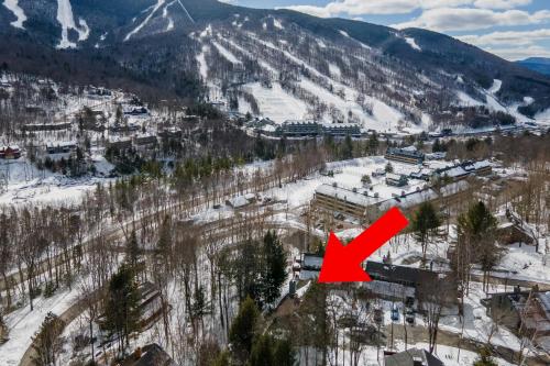 Chic Village of Loon Getaway Less Than 1 Mi to Slopes - image 4