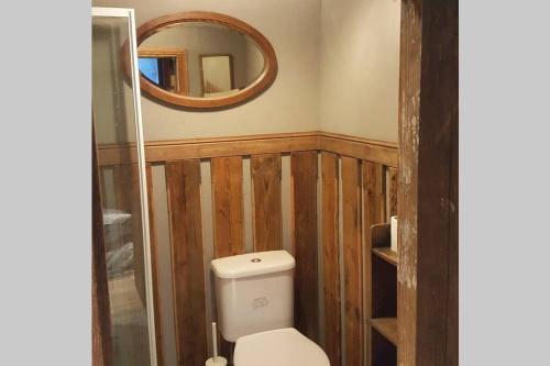 Bright, cosy and welcoming cabin, Fern Hollow