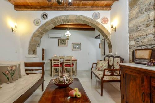 Traditional Castle House II gîte à louer Ágios Prokópios