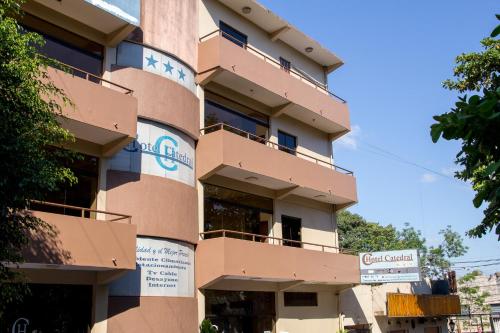 Vista exterior, Hotel Catedral in Ciudad del este