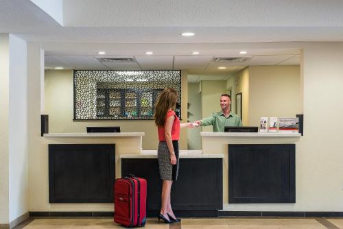 Candlewood Suites Bloomington, an IHG Hotel