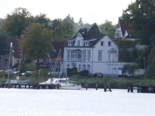 Wohnen am Seglerhafen mit Traveblick im Kontorhaus viele Extras in Lübeck, Deutschland