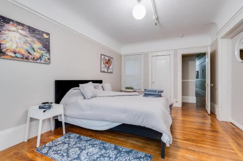 Nice Apt in San Francisco Historic District
