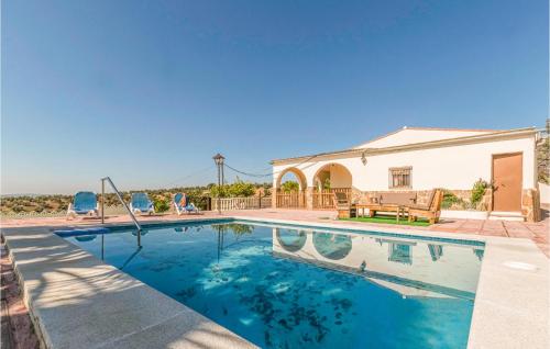 . Stunning Home In Montoro With 3 Bedrooms And Outdoor Swimming Pool