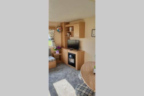 8 berth caravan on the fab Presthaven beach resort