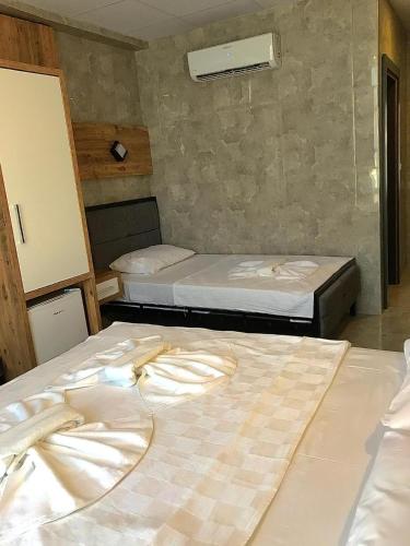 Standard Triple Room image 10